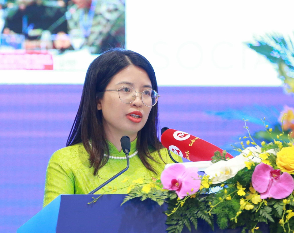 Đại biểu Quốc hội Việt Nam Nguyễn Thị Hà trình bày Báo cáo tóm tắt của Phiên thảo luận. (Ảnh: TTXVN)