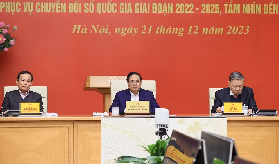 Thủ tướng Phạm Minh Chính chủ trì Hội nghị đánh giá tình hình 2 năm triển khai thực hiện Đề án 06. (Ảnh: Dương Giang/TTXVN)