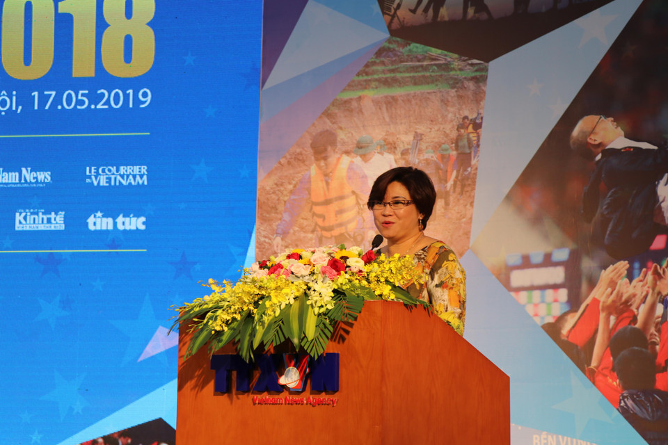 Theo bà Nguyễn Thu Hà - Phó Chủ tịch thường trực Liên chi hội Nhà báo Thông tấn xã Việt Nam, một trong những điểm nhấn đáng chú ý của mùa giải năm nay là số lượng cơ quan thường trú tham gia đông đảo hơn những năm trước với tổng số hơn 70 tác phẩm; trong đó, có nhiều tác phẩm là thành quả của tinh thần hợp tác tập thể giữa các đơn vị thông tin nguồn và cơ quan trường trú trong, ngoài nước.(Ảnh: M.Mai/Vietnam+)