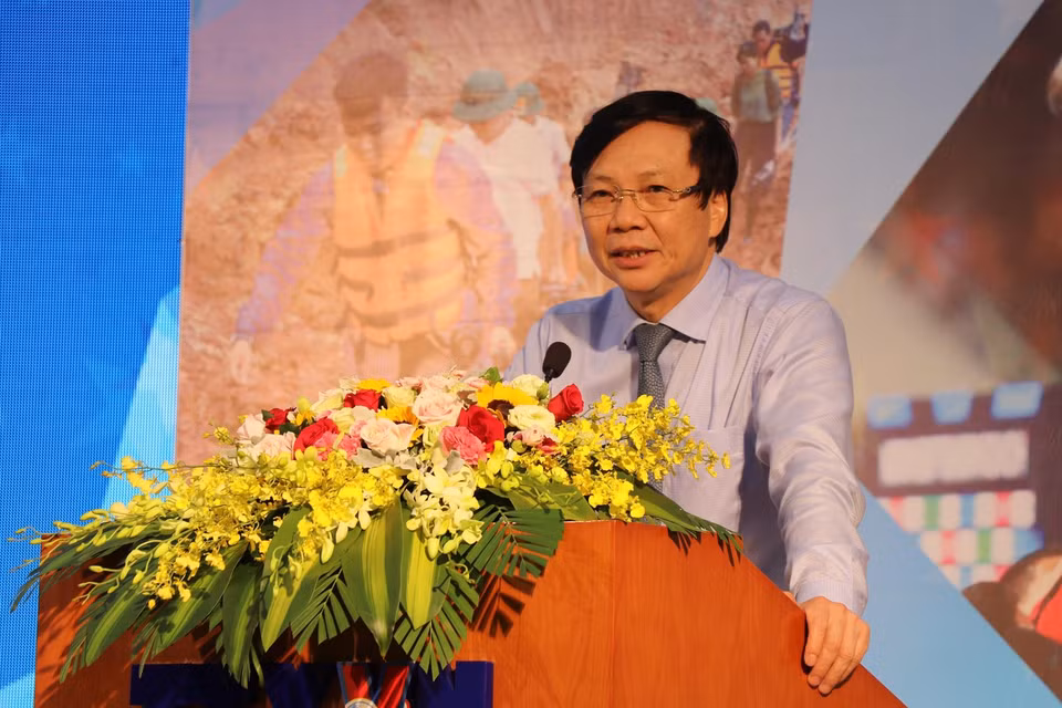 Phát biểu tại lễ trao giải, ông Hồ Quang Lợi - Phó Chủ tịch thường trực Hội Nhà báo Việt Nam cho biết, đến nay Giải thưởng Báo chí thường niên của Thông tấn xã Việt Nam đã vượt khỏi khuôn khổ của Thông tấn xã Việt Nam, có sức lan tỏa mạnh mẽ trong xã hội. (Ảnh: M.Mai/Vietnam+)