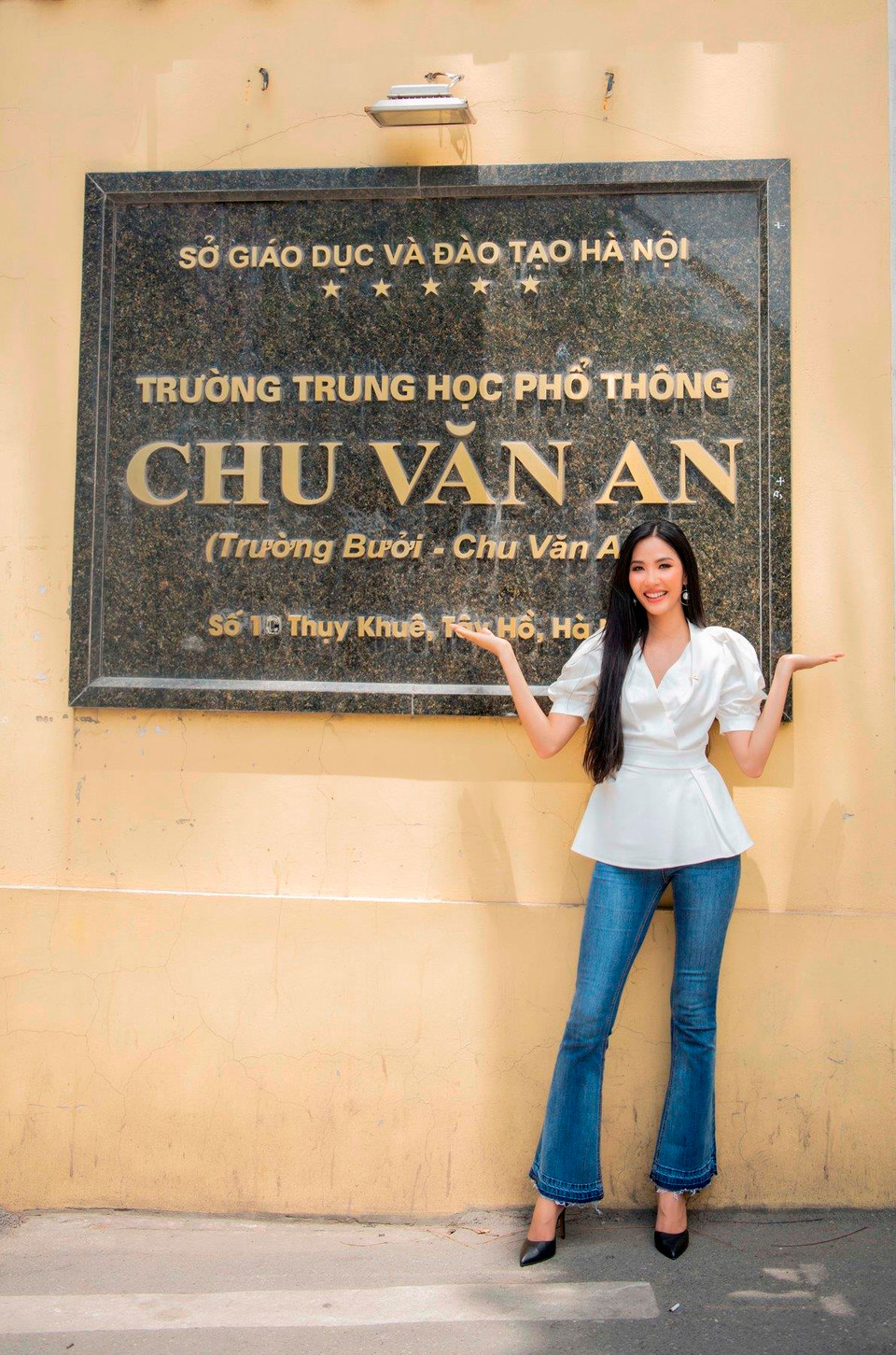 Bên cạnh đó, Hoàng Thùy cũng đang trong quá trình chuẩn bị rèn luyện cho cuộc thi Miss Universe 2019. (Ảnh: Như Hoàn/Vietnam+)