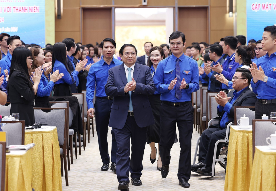 Thủ tướng Phạm Minh Chính đến dự cuộc gặp mặt và đối thoại với thanh niên năm 2024. (Ảnh: Dương Giang/TTXVN)
