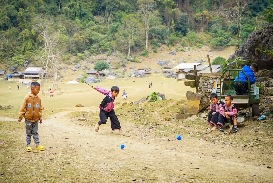 Hang Táu Mộc Châu (làng nguyên thủy) có khoảng 20 hộ đồng bào dân tộc Mông sinh sống. (Ảnh: Khánh Hòa/TTXVN)