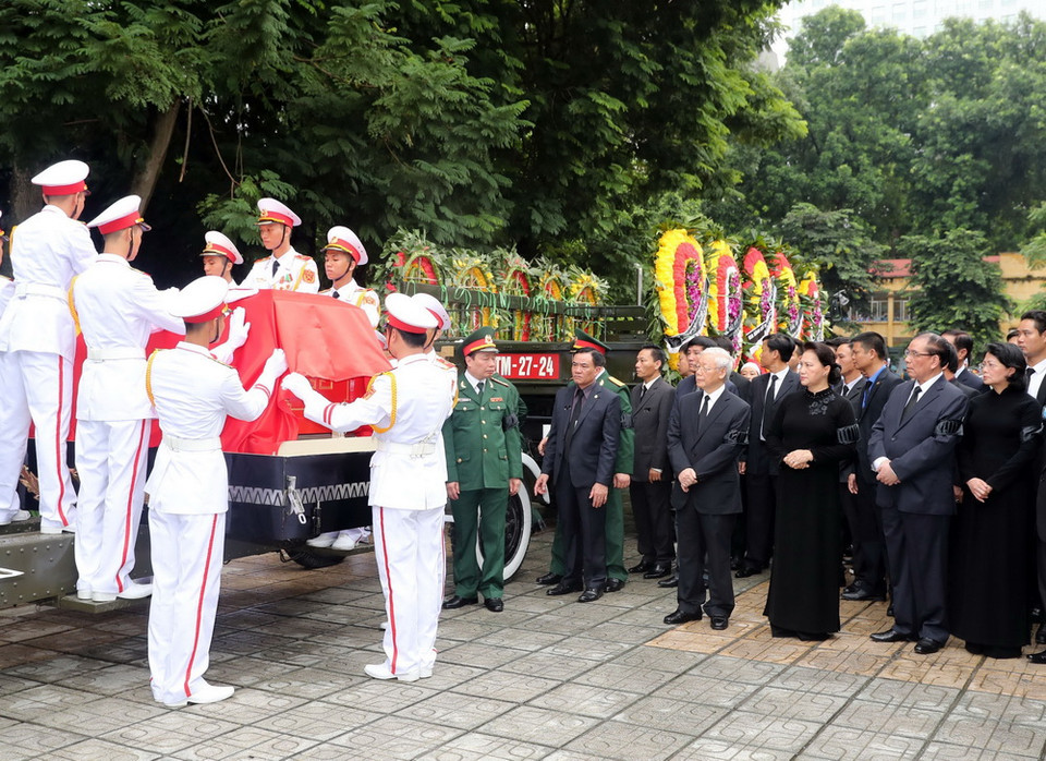 Tổng Bí thư Nguyễn Phú Trọng, Chủ tịch Quốc hội Nguyễn Thị Kim Ngân cùng nhiều đồng chí lãnh đạo, nguyên lãnh đạo Đảng, Nhà nước dự lễ truy điệu và đưa tang Chủ tịch nước Trần Đại Quang. (Ảnh: Trọng Đức/TTXVN)
