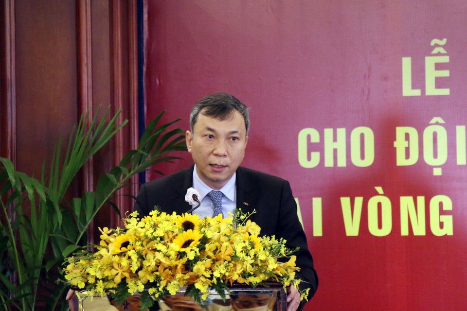 Quyền Chủ tịch Liên đoàn Bóng đá Việt Nam Trần Quốc Tuấn phát biểu tại buổi lễ. (Ảnh: Tiến Lực/TTXVN)