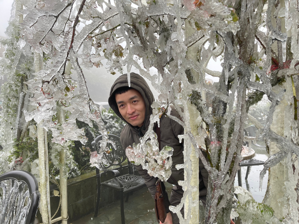 Nhiều du khách lưu lại trải nghiệm khó quên trong chuyến du lịch. (Ảnh: TTXVN phát)