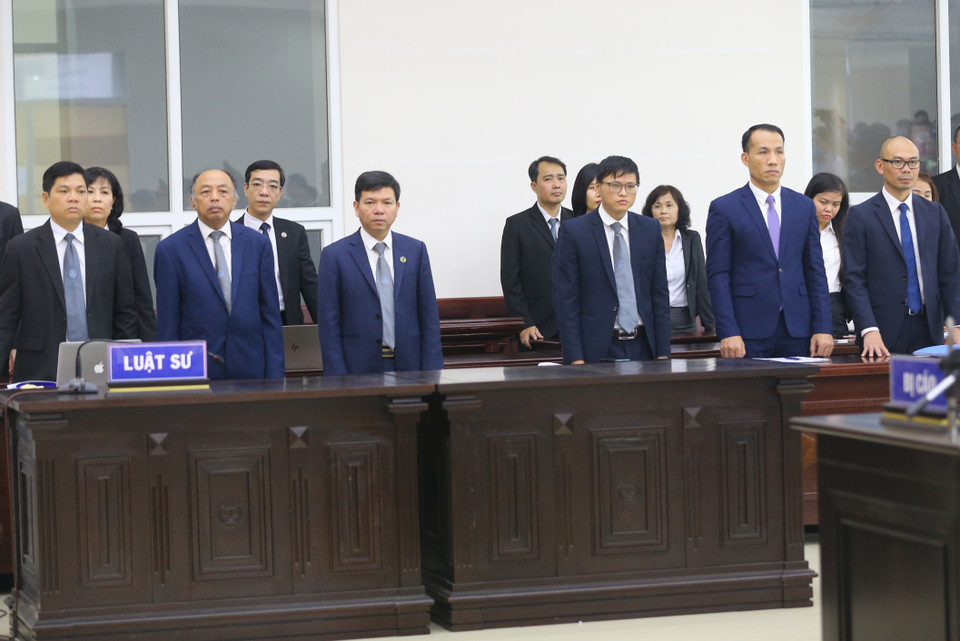 Đại diện luật sư bào chữa cho các bị cáo. (Ảnh: Doãn Tấn/TTXVN)