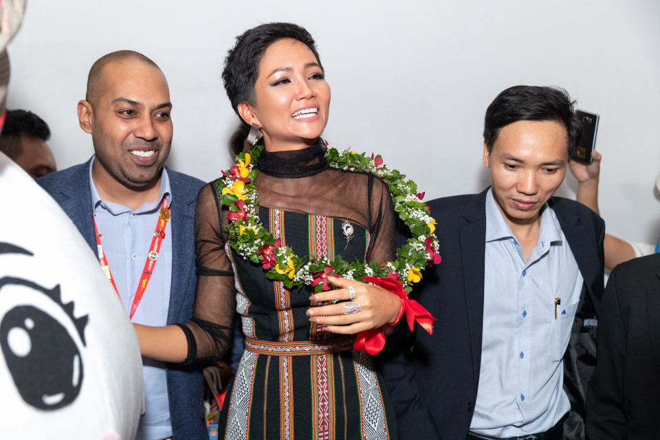 Lần đầu tiên có nhan sắc đưa cái tên Việt Nam vào danh sách 5 quốc gia hàng đầu của một trong năm cuộc thi sắc đẹp lớn nhất hành tinh...