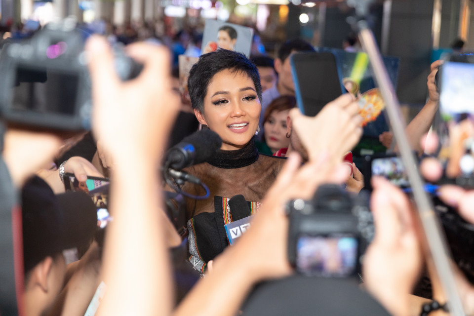 Rất nhiều yêu thương của người hâm mộ đã dành cho cô gái Ê Đê này. (Ảnh: BTC)