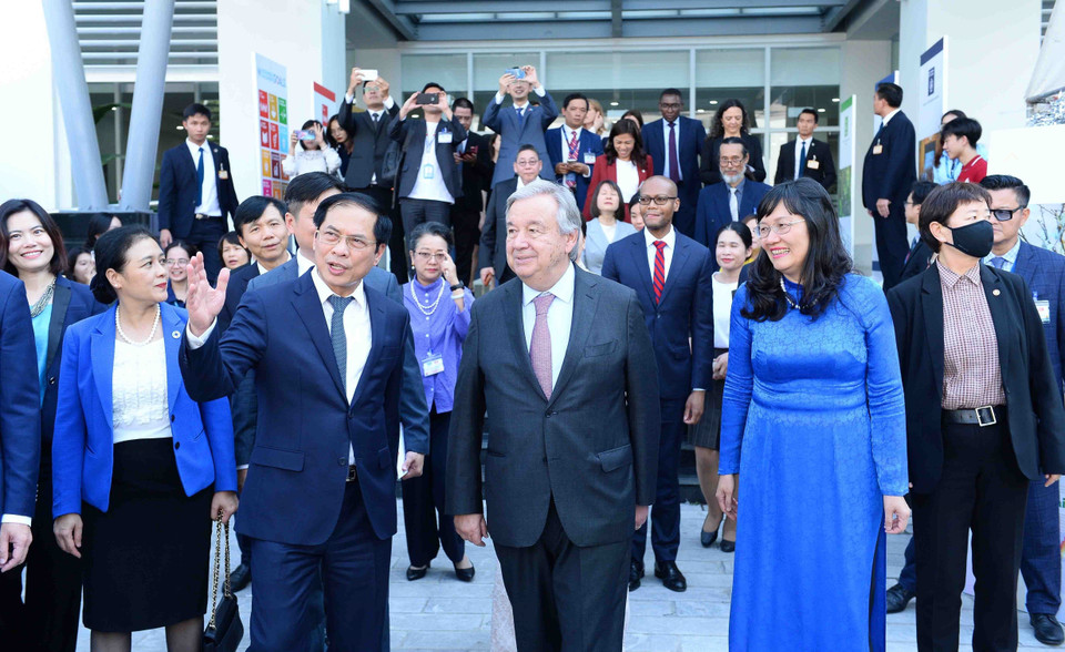 Tổng Thư ký Liên hợp quốc António Guterres thăm Học viện Ngoại giao.(Ảnh: Minh Đức/TTXVN)