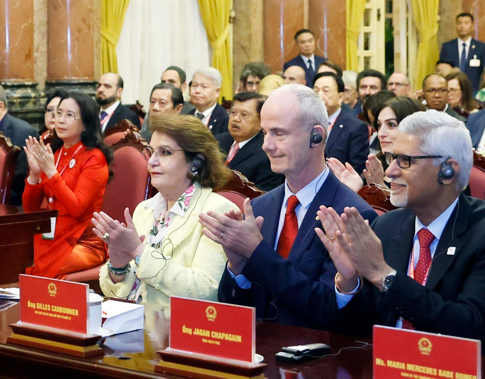 Các đại biểu tại buổi gặp mặt. (Ảnh: Thống Nhất/TTXVN)