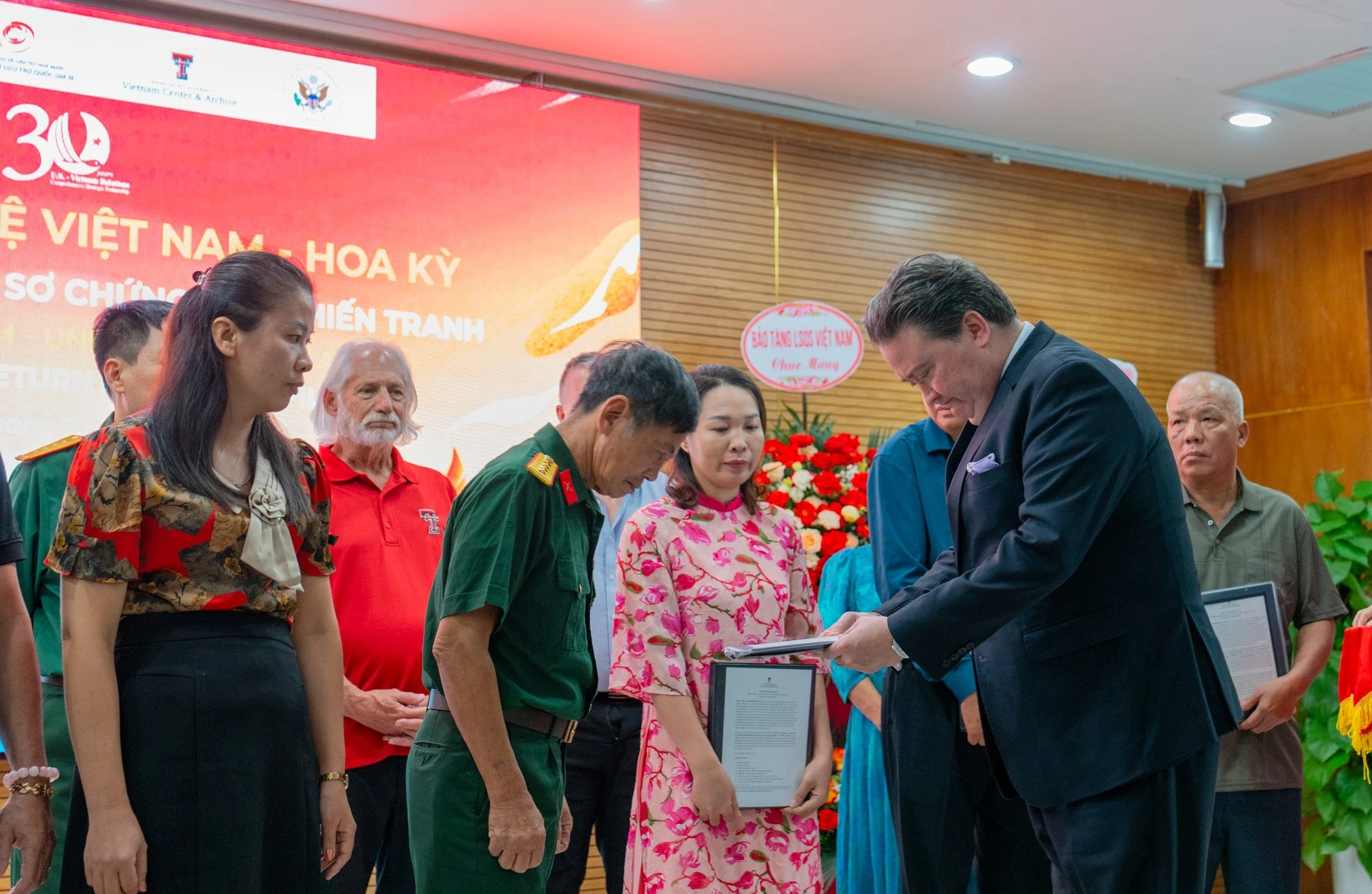 Hoa Kỳ tiếp tục hỗ trợ tìm kiếm người Việt Nam mất tích trong chiến tranh