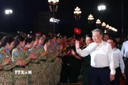 Tổng Bí thư Tô Lâm dự Chương trình chính luận nghệ thuật 'Dưới cờ vinh quang' tại điểm cầu Quảng trường Ba Đình (Hà Nội). (Ảnh: Trọng Đức/TTXVN)