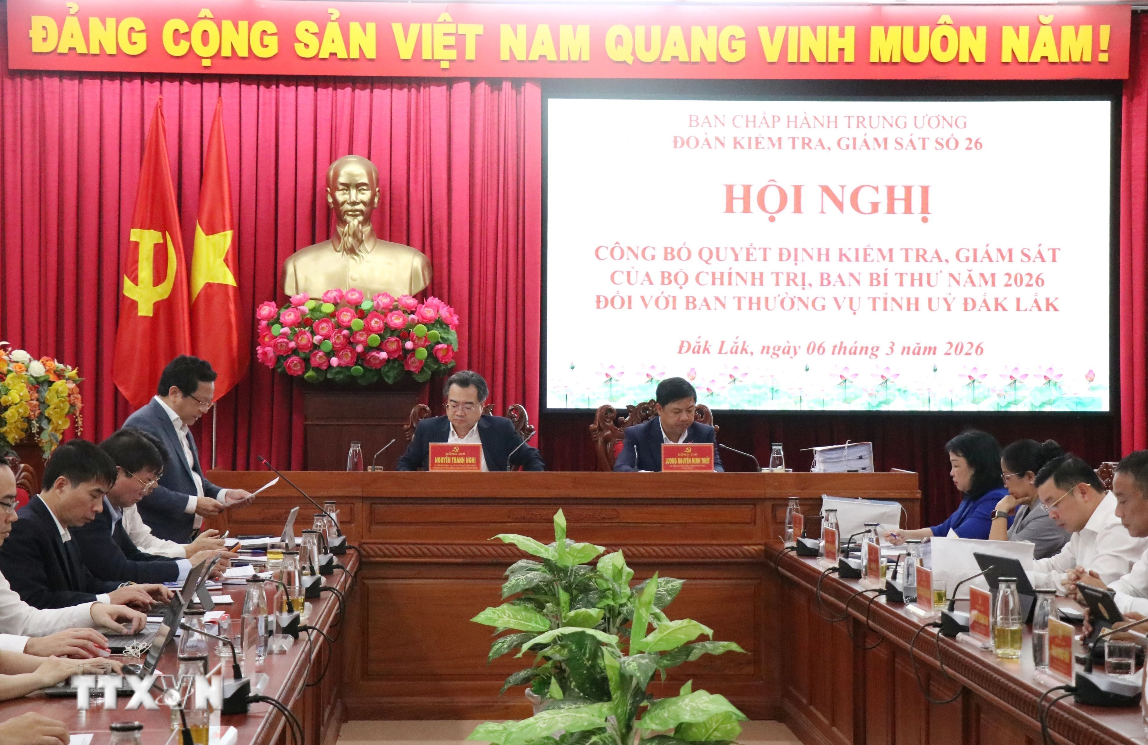 Công bố quyết định kiểm tra, giám sát đối với Ban Thường vụ Tỉnh ủy Đắk Lắk