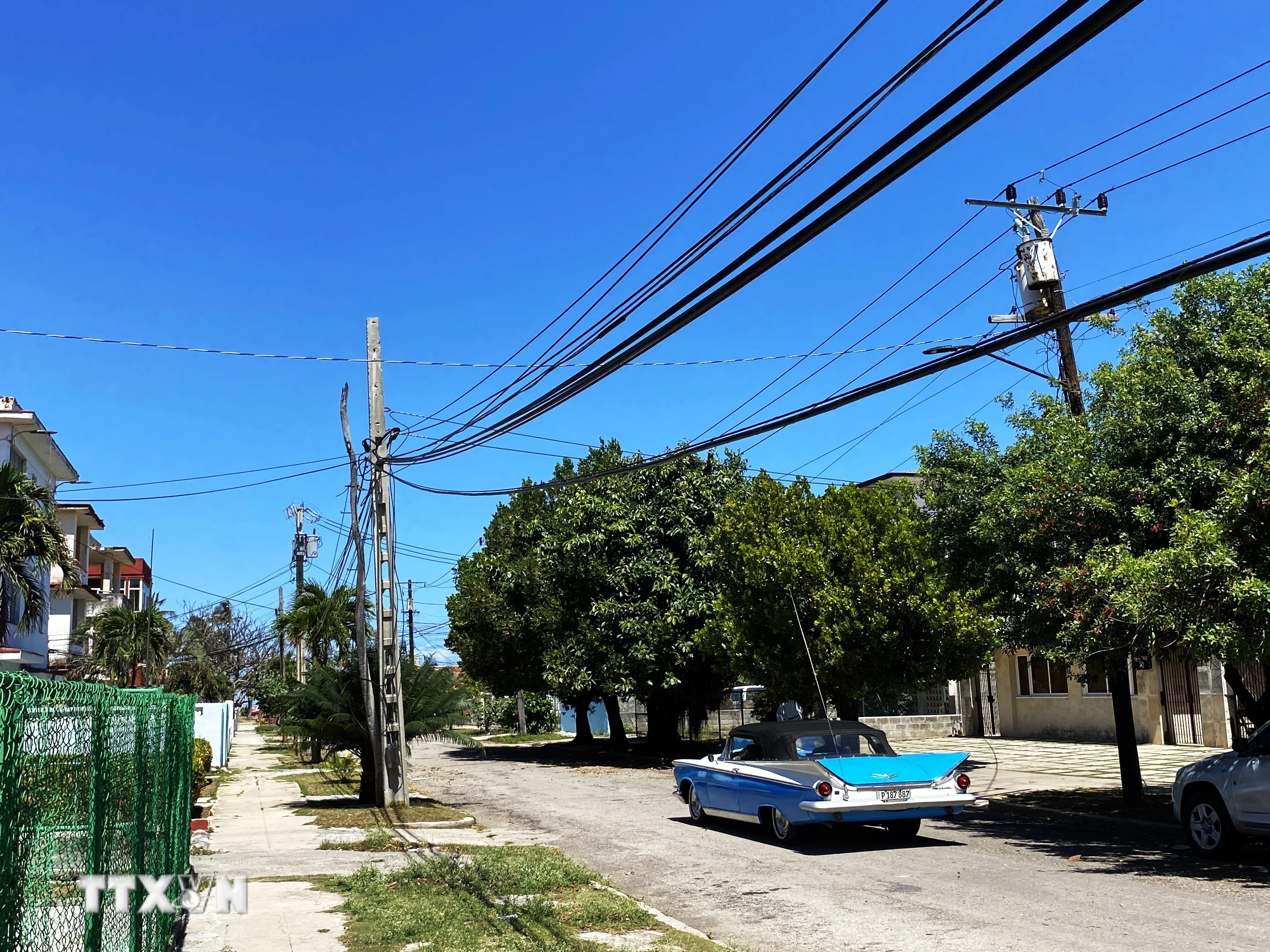 Nga tiếp tục viện trợ dầu cho Cuba, Tổng thống Mỹ không phản đối
