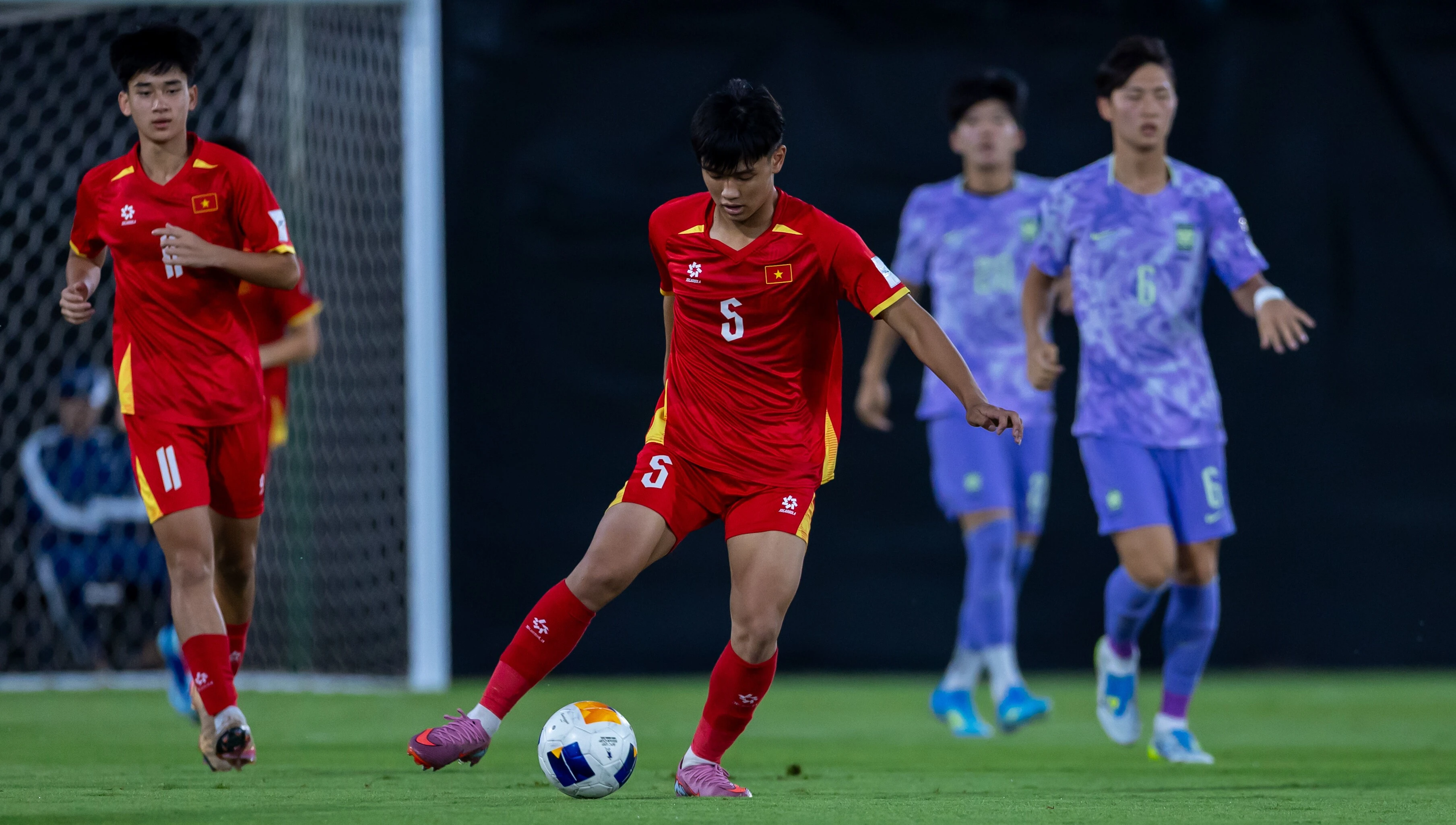 Thua ngược Hàn Quốc ở phút cuối, U17 Việt Nam nhận thất bại đầu tiên tại VCK U17 châu Á 2026