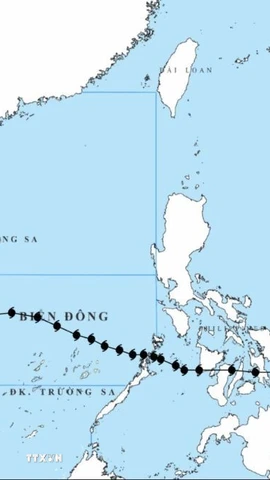 Hướng di chuyển của bão số 13 lúc 20 h ngày 6/11. (Ảnh: TTXVN phát)