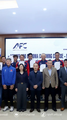 Liên đoàn Bóng đá Việt Nam (VFF) đẩy mạnh công tác đào tạo huấn luyện viên chất lượng cao, đáp ứng yêu cầu phát triển bền vững của bóng đá nước nhà. (Ảnh: VFF)