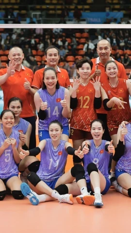 Đội tuyển bóng chuyền nữ Việt Nam nhận tin vui về tiền thưởng ở các giải quốc tế trong năm 2026. (Ảnh: TTXVN)