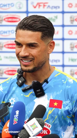 Tiền đạo nhập tịch Đỗ Hoàng Hên có lần đầu góp mặt trong danh sách triệu tập của đội tuyển Việt Nam. (Ảnh: Phương Thảo/Vietnam+)