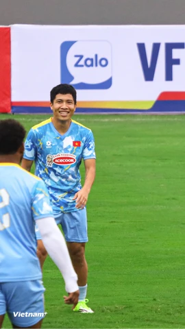 Đội tuyển Việt Nam hào hứng tập luyện trong buổi hội quân đầu tiên 