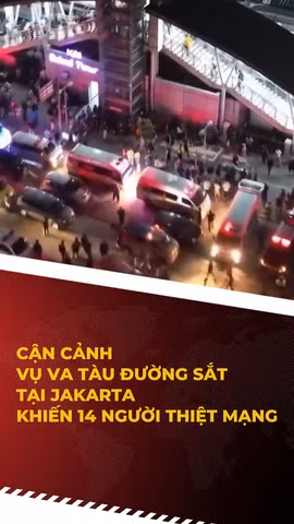 Cận cảnh vụ va tàu đường sắt thảm khốc tại Jakarta khiến 14 người thiệt mạng