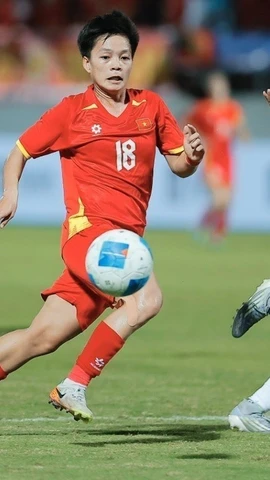 Đội tuyển Nữ Việt Nam để thua Philippines trong trận chung kết Bóng đá Nữ SEA Games 33. (Ảnh: TTXVN)