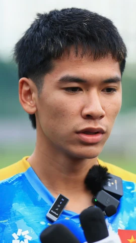 Tiền vệ Lê Văn Thuận là nhân tố thường xuyên mang đến sự đột biến trong lối chơi của tuyển U23 khi vào sân từ băng ghế dự bị. (Ảnh: Trọng Hiếu)