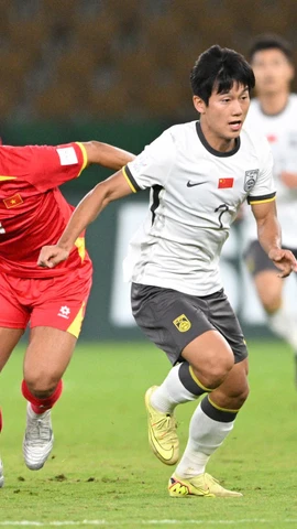 U23 Việt Nam (áo đỏ) nhận thất bại 0-3 trước U23 Trung Quốc ở trận bán kết Giải U23 châu Á 2026. (Ảnh: afc)