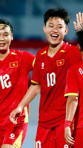 Đội tuyển Nữ Việt Nam giành chiến thắng tưng bừng 7-0 trước Malaysia ở trận ra quân SEA Games 33. (Ảnh: VFF)