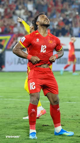 Vì sao Xuân Son ăn mừng 'nhạy cảm' sau khi ghi bàn vào lưới Malaysia? 