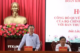 Đồng chí Nguyễn Thanh Nghị, Ủy viên Bộ Chính trị, Bí thư Trung ương Đảng, Trưởng ban Chính sách, chiến lược Trung ương phát biểu. (Ảnh: Ngọc Minh/TTXVN)