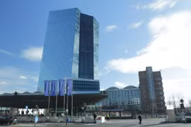 Trụ sở Ngân hàng Trung ương châu Âu (ECB) ở Frankfurt, Đức. (Nguồn: THX/TTXVN)