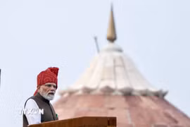 Thủ tướng Ấn Độ Narendra Modi phát biểu tại Pháo đài Đỏ nhân kỷ niệm 80 năm Ngày Độc lập, ở New Delhi ngày 15/8/2026. (Ảnh: ANI/TTXVN phát)