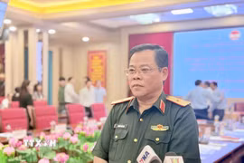 Thiếu tướng, Phó Giáo sư, Tiến sỹ Nguyễn Văn Sáu, Phó Viện trưởng Viện Chiến lược và Lịch sử quốc phòng Việt Nam. (Ảnh: Đỗ Bình/TTXVN)
