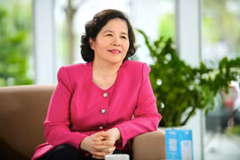 Bà Mai Kiều Liên sinh ra tại Pháp, Thành viên Hội đồng quản trị kiêm Tổng Giám đốc Vinamilk, là nữ doanh nhân quyền lực thường được nhắc đến như “Nữ tướng ngành sữa Việt Nam.”