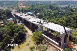 Dự án cao tốc tuyến Chợ Mới-Bắc Kạn qua địa phận xã Thanh Thịnh, tỉnh Thái Nguyên. (Ảnh: Trần Trang/TTXVN)
