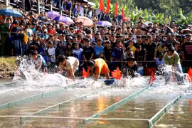 Lễ hội Tết cá của người Tày xã Mậu Duệ được tổ chức hằng năm. (Nguồn: Cổng thông tin điện tử tỉnh Tuyên Quang)