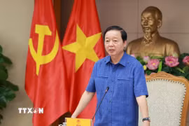Phó Thủ tướng Trần Hồng Hà phát biểu chỉ đạo. (Ảnh: Văn Điệp/TTXVN)