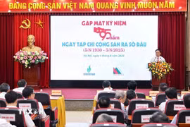 Ủy viên Bộ Chính trị, Bí thư Trung ương Đảng, Trưởng Ban Tuyên giáo và Dân vận Trung ương Nguyễn Trọng Nghĩa phát biểu chỉ đạo. (Ảnh: Minh Đức/TTXVN)