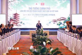Thủ tướng Lê Minh Hưng làm việc với các doanh nghiệp Nhật Bản tại Việt Nam. (Ảnh: Dương Giang/TTXVN)