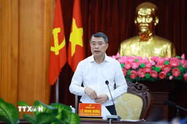 Thủ tướng Lê Minh Hưng làm việc với Ban Thường vụ Tỉnh ủy Lạng Sơn về thực hiện nhiệm vụ phát triển kinh tế-xã hội. (Ảnh: Dương Giang/TTXVN)