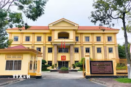 Cơ sở nhà đất, trụ sở làm việc dôi dư sau sáp nhập. (Ảnh: Tuấn Phi/TTXVN