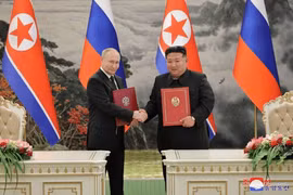 Nhà lãnh đạo Triều Tiên Kim Jong-un và Tổng thống Nga Vladimir Putin. (Nguồn: KCNA)