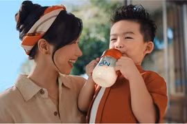 Dinh dưỡng đầu đời ảnh hưởng đến sự phát triển của trẻ. (Ảnh: Nestlé Việt Nam)