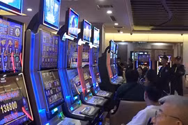 Bên trong xới bạc King Club. (Ảnh do Công an cung cấp)