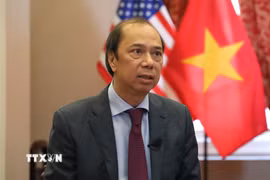 Đại sứ Việt Nam tại Mỹ Nguyễn Quốc Dũng trả lời phỏng vấn TTXVN về công tác tìm kiếm, quy tập và xác định danh tính hài cốt liệt sỹ Việt Nam. (Ảnh: Quang Thịnh/TTXVN)