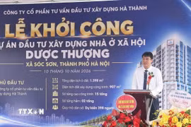 Phó Chủ tịch Ủy ban Nhân dân xã Sóc Sơn Trịnh Văn Duy phát biểu tại buổi lễ. (Ảnh: Quốc Lũy/TTXVN)