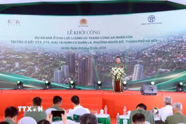Lễ khởi công dự án nhà ở cho lực lượng vũ trang Công an nhân dân tại các ô đất CT3, CT4, Khu tái định cư Xuân La, phường Nghĩa Đô, thành phố Hà Nội. (Ảnh: Phạm Kiên/TTXVN)
