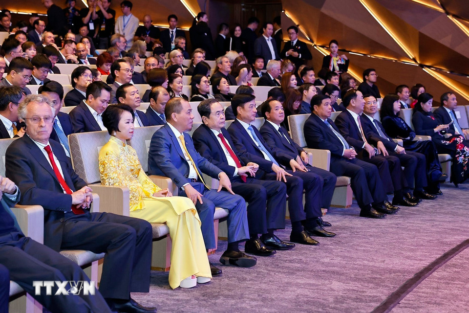 Chủ tịch Quốc hội Trần Thanh Mẫn và đại biểu dự Lễ trao giải VinFuture 2025. (Ảnh: Doãn Tấn/TTXVN)